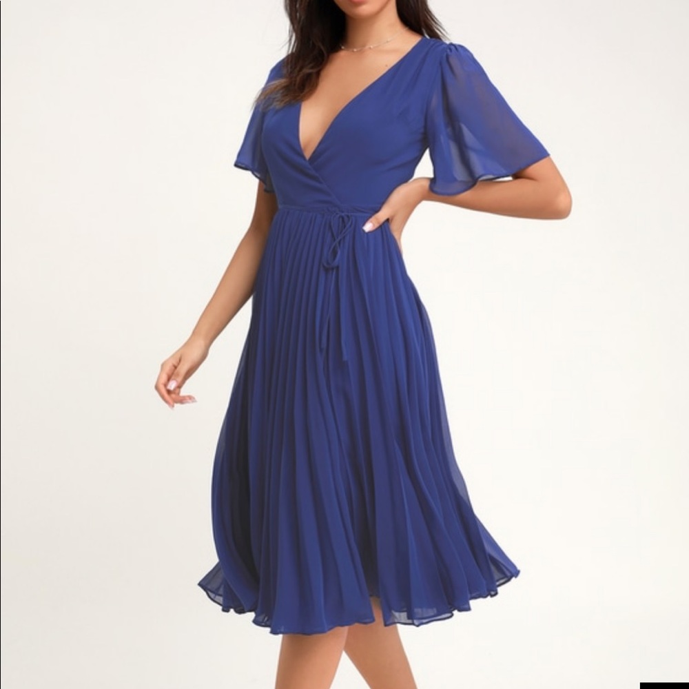 Pleats to meet you royal blue midi || Lulus - NWT